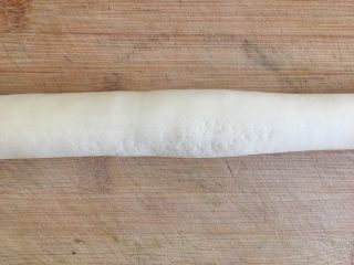 13、青蛙挤挤包,搓成长条