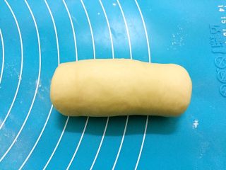 11、奶油面包,从下往上卷起