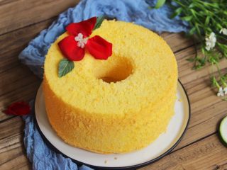 23、南瓜戚风蛋糕,成品