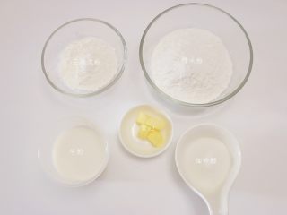 12、甜心可可麻薯馒头,发酵的同时开始制作麻薯面团,准备好所需的材料