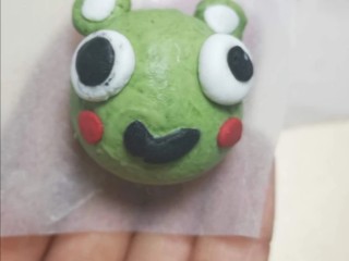 11、卡通汤圆透明不开裂,小青蛙