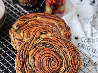 21、巧克力千层包,成品