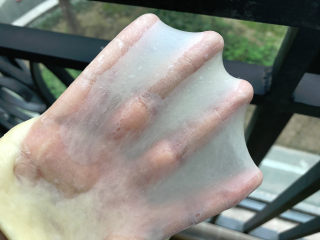 4、12连汉堡小面包,继续高速揉面20分钟，揉至面团出膜。