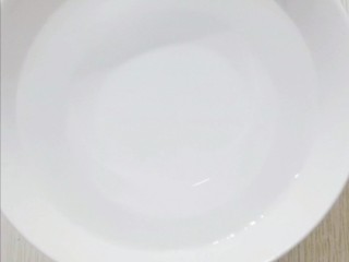 4、糖火烧,清水适量