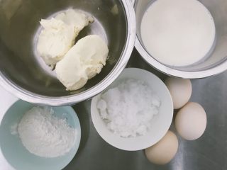 1、巴斯克焦芝士蛋糕,全部材料