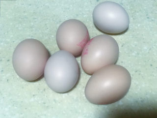 2、浅湘食光&网红古早蛋糕,准备6个鸡蛋