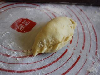 28、奶油面包(不用烤箱),封住