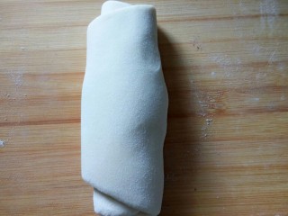 13、美味小甜饼,卷成团。