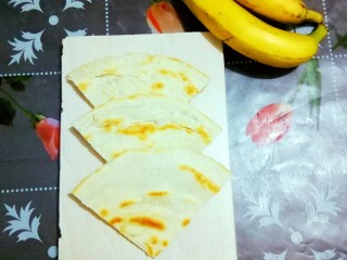 17、美味小甜饼,做好的香蕉飞饼卷。