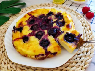 11、酸奶芝士蛋糕,切一块