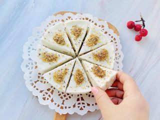 19、桂花糕,洒上桂花 开吃