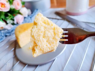 23、酸奶芝士蛋糕,入口即化，超级好吃，抵挡不住的诱惑！