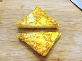 12、西士多,用锯齿刀斜切成三角形即可