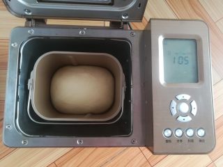 4、快手三明治,面团自动排气，进入第二次发酵