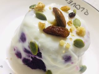 11、紫薯蛋糕,舍不得吃一口