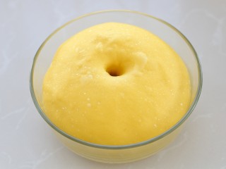 6、最爱面包+南瓜土司,待面团发酵至原来的2.5倍大