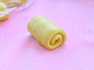 12、最爱面包+南瓜土司,轻轻卷起