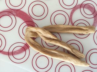 10、奇亚籽咖啡12连迷你面包,右边搭在中间上