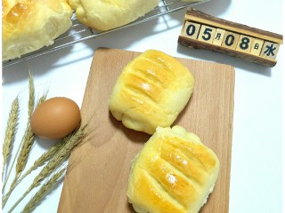 19、超级松软的萌面包,摆拍一下，萌萌哒。