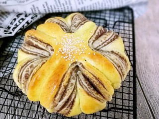 6、花式豆沙面包,成品！花式豆沙面包！