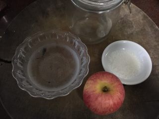 1、洛可可香蕉面包（水果种）,准备好水果液材料