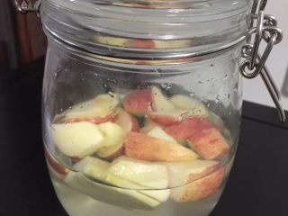 2、洛可可香蕉面包（水果种）,待水果蜂蜜液培养好后准备好水果蜂蜜种面团