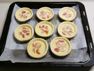 12、草莓蛋挞,全部做好