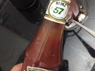 19、章鱼小丸子,加入番茄酱