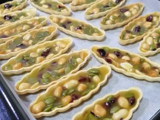 13、春节伴手礼~~网红糯米船,每个糯米船都装入坚果糖浆,装7分满就好了