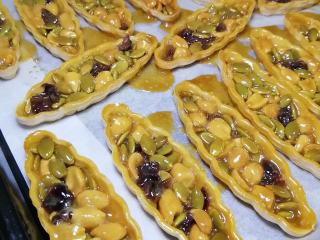 15、春节伴手礼~~网红糯米船,取出晾凉