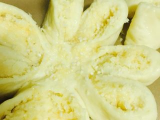 26、椰蓉面包,撒些芝麻