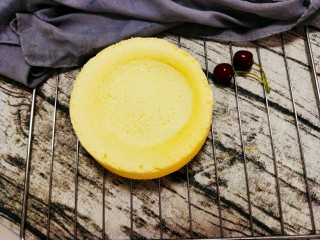 10、酸奶蛋糕,美味的酸奶蛋糕就出来了