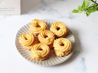 12、黄油曲奇,成品图