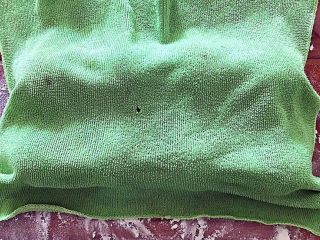 5、松软好吃萌小兔馒头（一次发酵）,盖上湿布松弛10分钟！