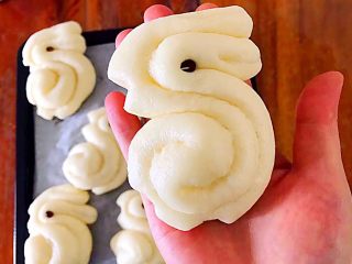 13、松软好吃萌小兔馒头（一次发酵）,来个近景，是不是萌萌哒很可爱哩！