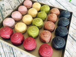 22、蛋黄千层酥,来一张六色蛋黄千层酥全家福