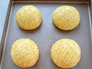 22、菠萝包,再次发酵至原来的1.5倍大