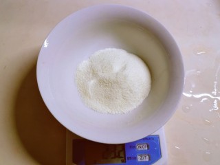 2、芋头酥,奶粉称重