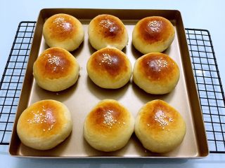 15、原味餐包,取出晾凉即可食用