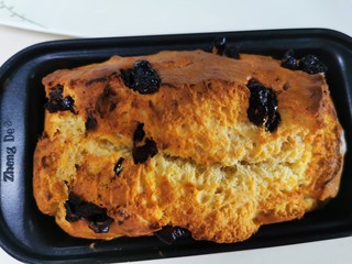 10、超简单香蕉玛芬蛋糕,用180度焗20分钟。焗的过程，飘出阵阵香浓蛋糕味，让人精神百倍，食欲大增????