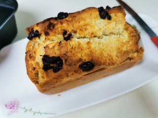 11、超简单香蕉玛芬蛋糕,出炉脱模即可食用，配上一杯咖啡，开启美好的一天！