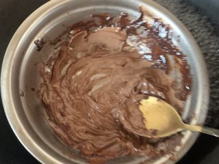 14、博文的甜甜圈,60度的水隔水融化巧克力（我的水温度高了????）