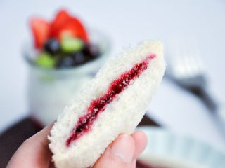 16、口袋三明治,夹馅可以根据自身喜好替换。