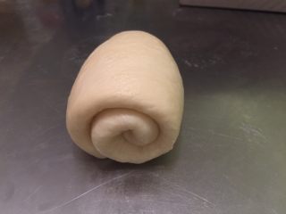 9、绵绵吐司（直接法）,从上往下卷好