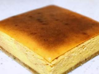 27、云石重芝士蛋糕,芝士蛋糕冷却后再脱模。