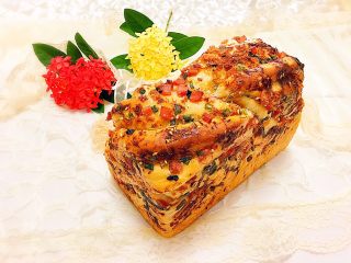 15、手撕肉松火腿香葱吐司,成品图