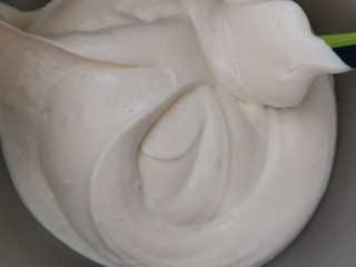 7、卡通戚风蛋糕,这样