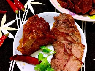50、煲一锅好卤➕香卤牛肉,放凉切薄片