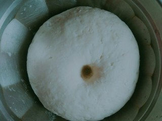 9、紫菜光饼，也叫福州肉烧,面团发酵两倍大，用手指戳个洞不塌不回缩就算好了