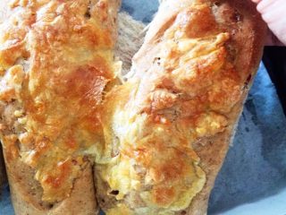 13、芝士黑麦土豆培根软欧,很拉丝！